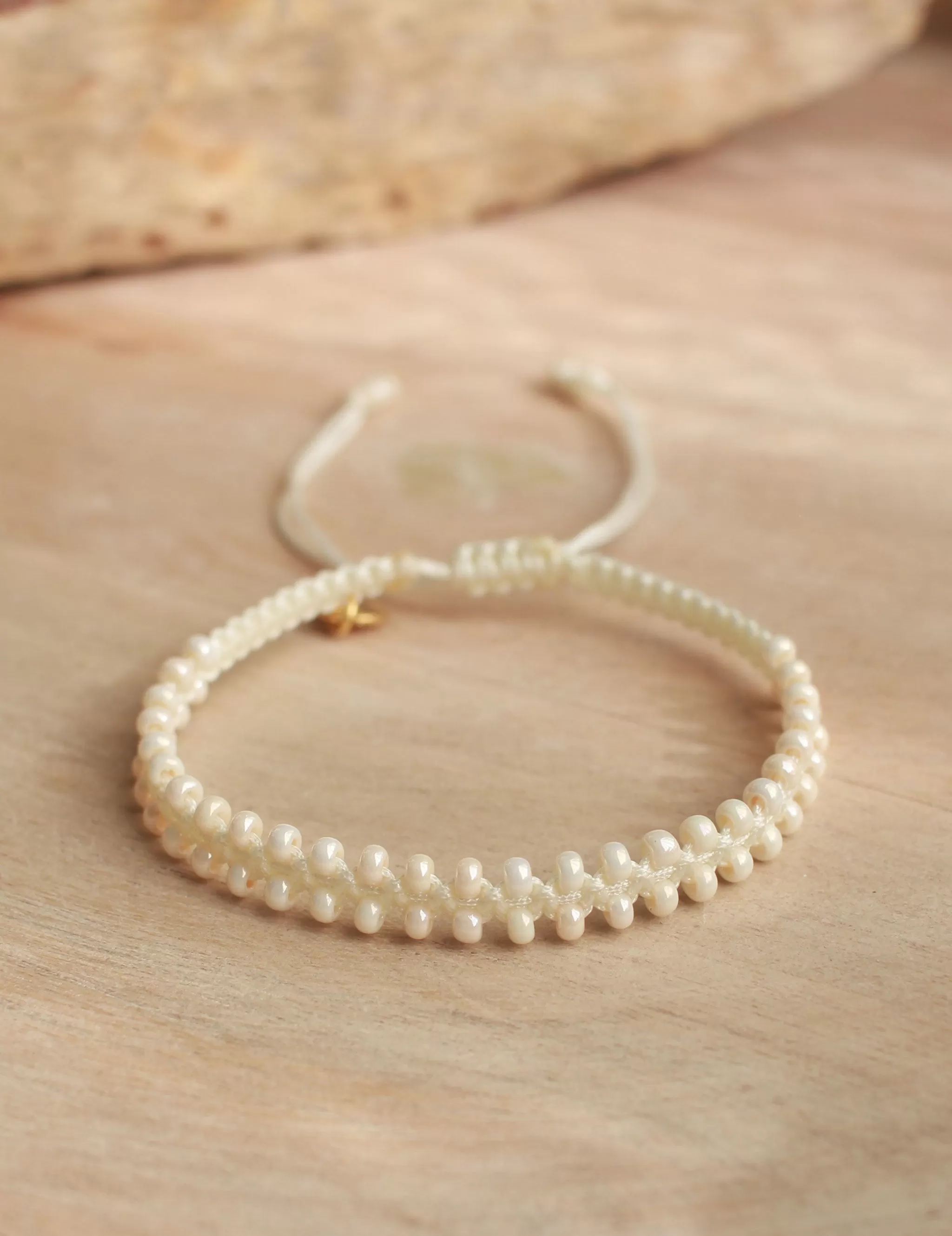 Ally Seed Bead in Cream