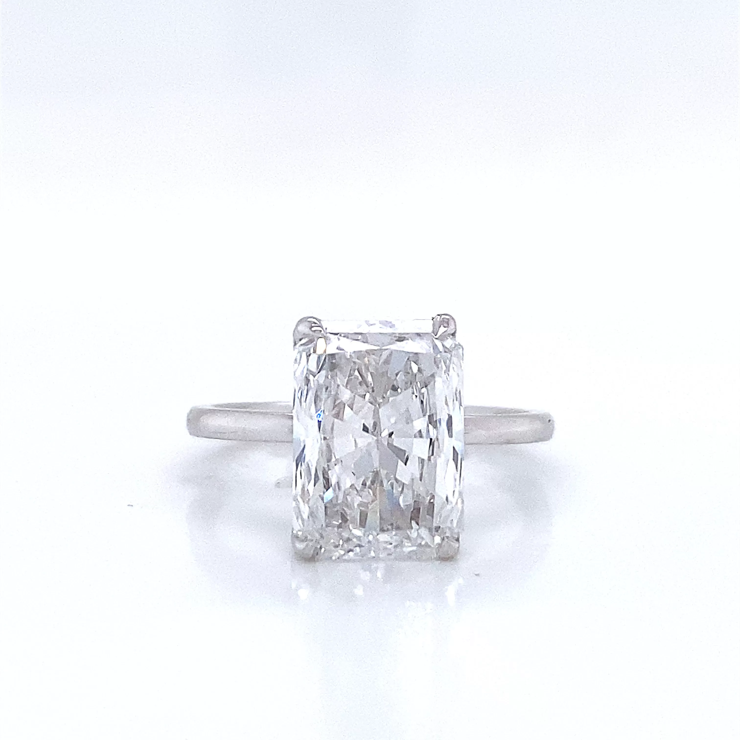 Lynde 4 Carat Cushion Cut Lab Grown Diamond Engagement Ring.Solitaire.  IGI Certified