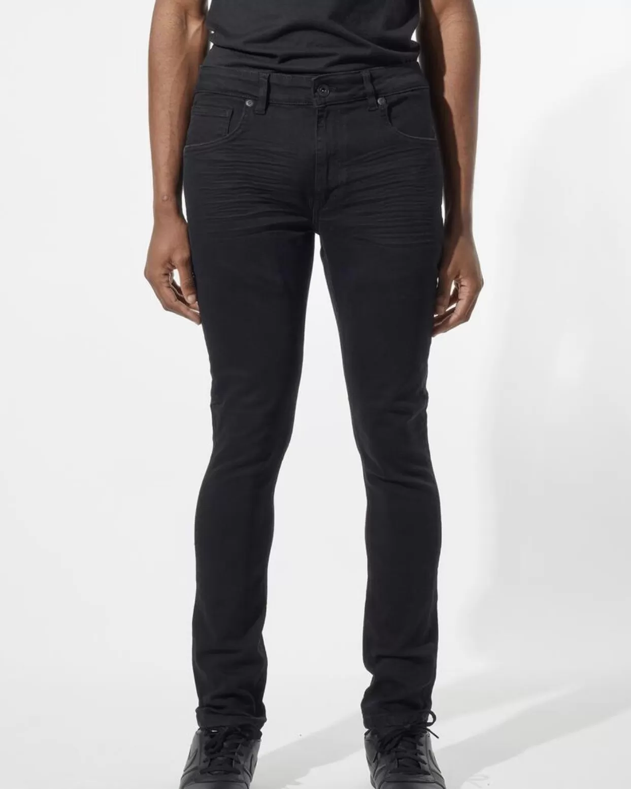 Men’s Basic Stretched Denim Jeans