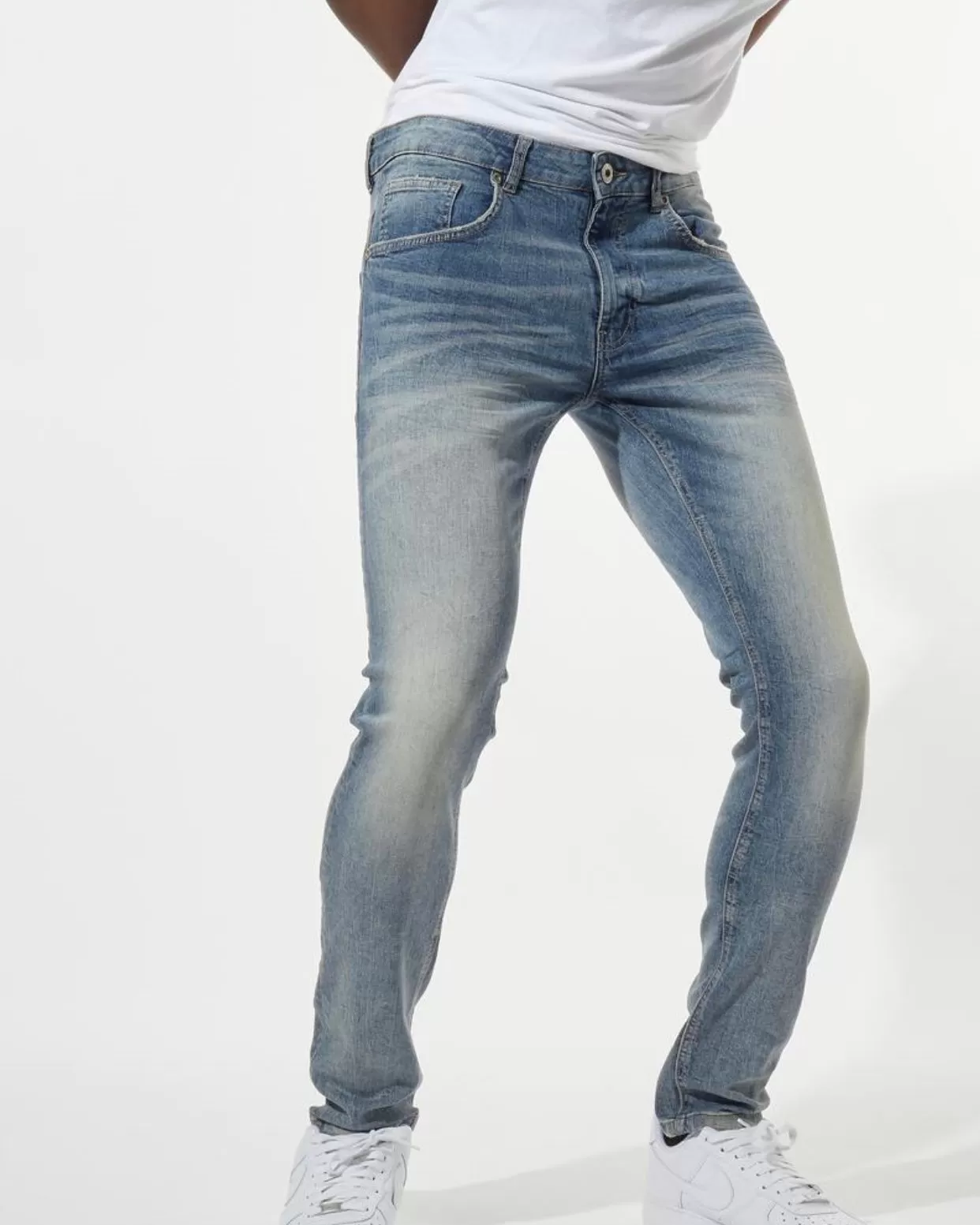 Men’s Basic Stretched Denim Jeans